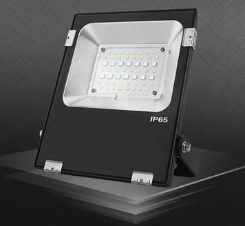 Світлодіодний прожектор LED 20W 2700-6500К RGB+CCT SMD серія PROFESSIONAL