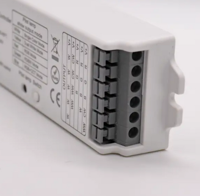 LED контролер універсальний Dim+RGB+CCT 15A RF 2,4G серія Standart