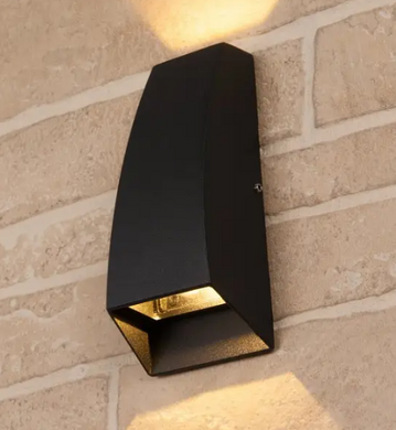 Фасадний LED світильник 3,5Вт 4200К 84х170х47мм серія Standart