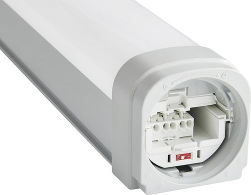 Линейный накладной LED светильник ST WTRPRF SLIM 1500 IP66 3800lm 7300lm 840 Sylvania